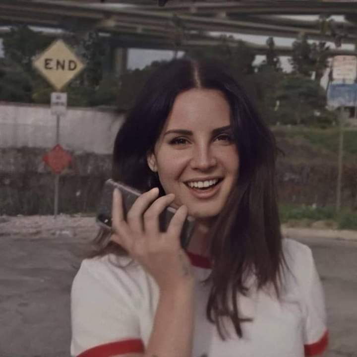Lana Del Rey – Happiness Is A Butterfly (Instrumental)